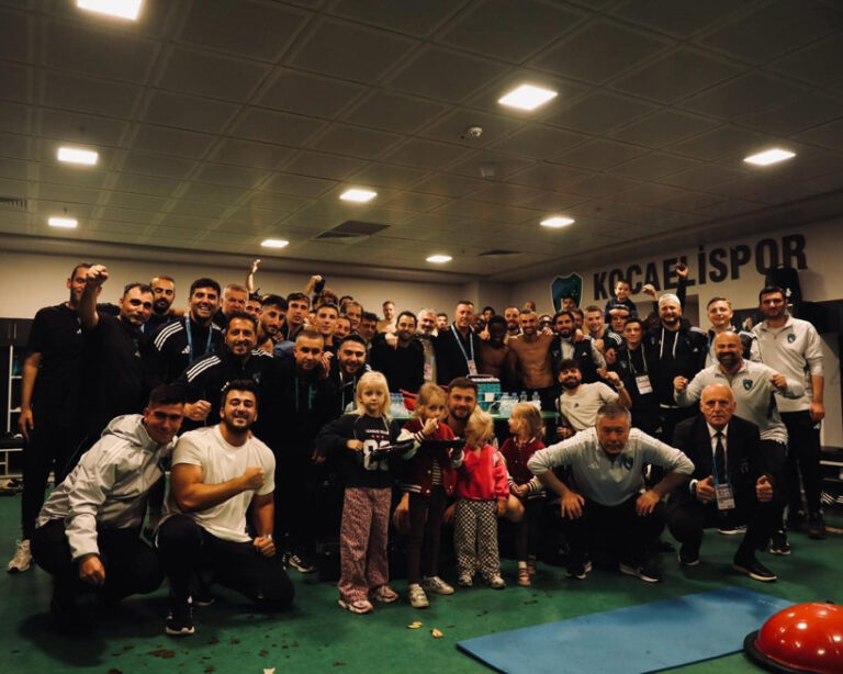 Başkan Büyükakın, Kocaelispor’u tebrik etti; “Muhteşem bir oyun,  harika bir galibiyet!”