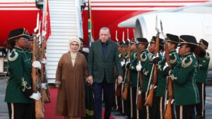 Cumhurbaşkanı Erdoğan, G20 Liderler Zirvesi’ne katılmak üzere Güney Afrika Cumhuriyeti’nde…