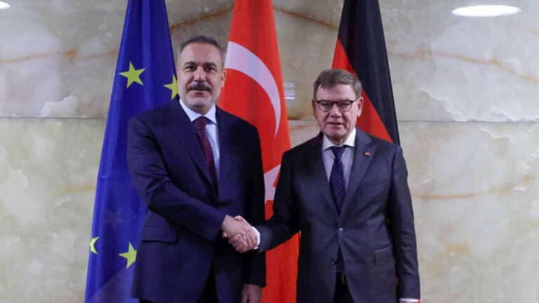 Dışişleri Bakanı Fidan, “Almanya’daki Türk toplumunun hem Türkiye hem de Almanya için gurur kaynağı”…