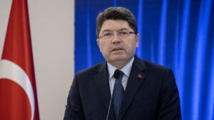 Adalet Bakanı Tunç: Yazı işleri müdürlerinin nakil taleplerini gerçekleştirdik