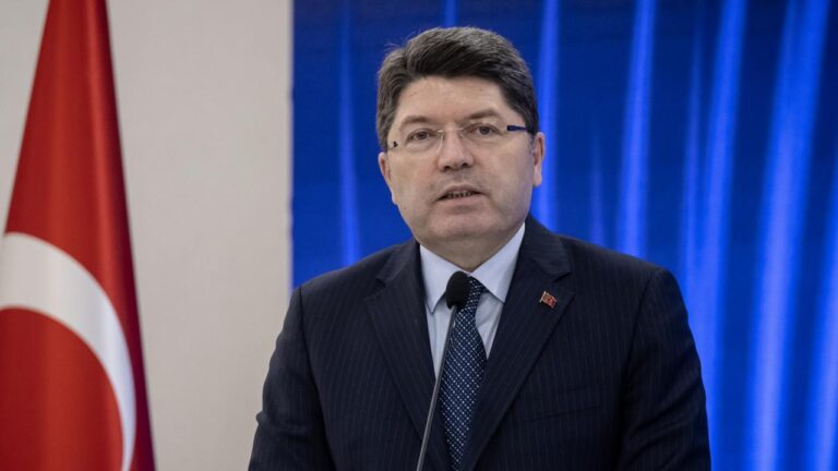 Adalet Bakanı Tunç: Yazı işleri müdürlerinin nakil taleplerini gerçekleştirdik