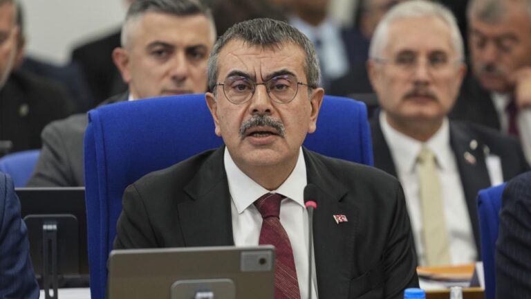 Bakan Tekin, TBMM Plan ve Bütçe Komisyonunda Bakanlığının 2026 yılı bütçesine ilişkin sunumunda konuştu…