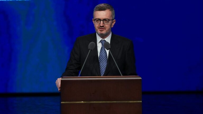 İletişim Başkanı Duran, Cumhurbaşkanı Erdoğan’ın Kabine Toplantısı’nın ardından açıklamalarda bulundu