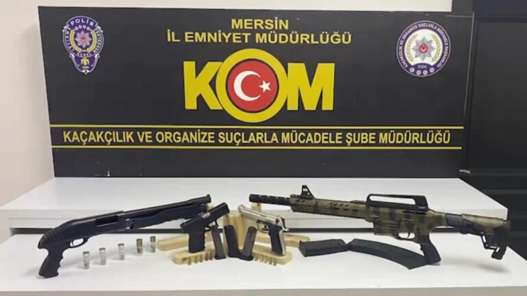 Sosyal medyada suç örgütlerini öven 325 şüpheli yakalandı