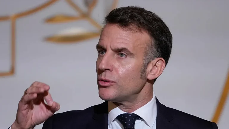 Macron’u hedef alan Rus dezenformasyonu: Epstein skandalı iddiaları