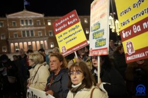 ABTTF Başkanı: Yunanistan’da halkın büyük çoğunluğu demokratik kurumlara güven duymuyor