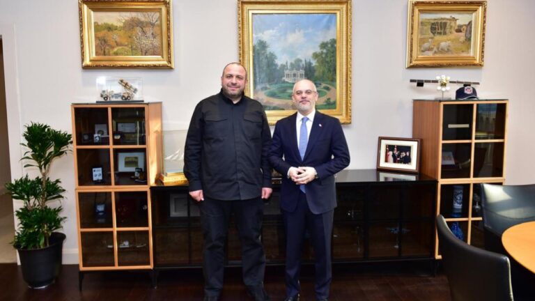 Akif Çağatay Kılıç, Ukrayna Ulusal Güvenlik Sekreteri Umerov ile görüştü