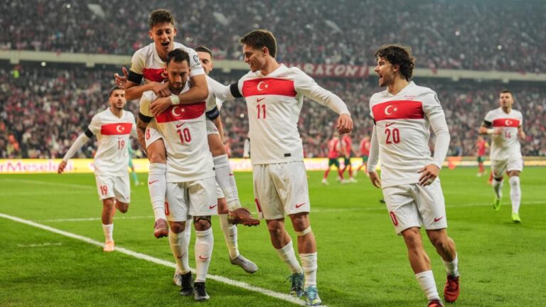 A Milli Futbol Takımı Bizim Çocuklar 2026 FIFA Dünya Kupası Avrupa Elemeleri play-off turu finalinde bugün Dünya Kupası bileti için Kosova karşısında