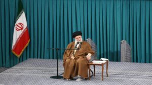 Portre: Ayetullah Ali Hamaney kimdir?