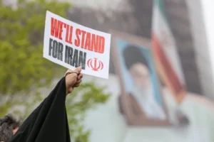 İran Neden Zayıfladı Ama Yenilmedi?