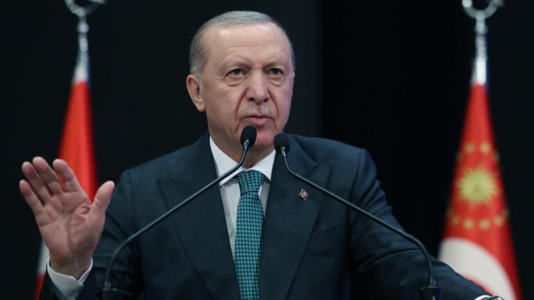 Cumhurbaşkanı Erdoğan: Kimse bu Türkiye’ye diz çöktüremeyecek