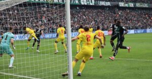 Kocaeli Temsilcisi ve Spor Yazarı Mustafa Salman YAZDI: Giriş ve Gelişme Güzel; Sonuç Soru İşareti…Kompozisyon Gibi Kocaelispor…