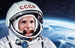 Gagarin Türkiye üzerinden dönmüş