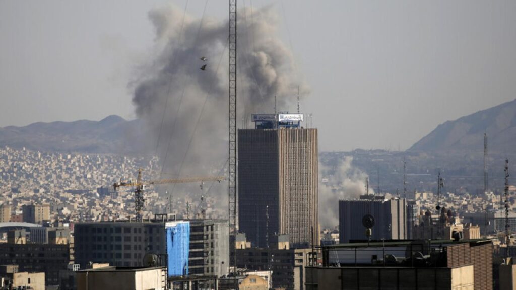 ABD ve İsrail’e ait savaş uçakları, Tahran’daki Şerif Teknoloji Üniversitesi veri merkezini hedef aldı