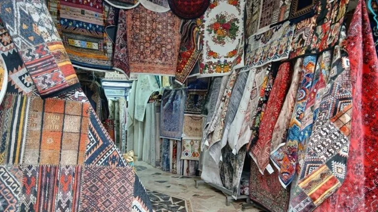 Tarih boyunca el zanaatkarlığında önemli bir şehir olan Diyarbakır: Kilim Dokumacılığı