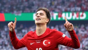 Türk futbolunun Avrupa’daki gururu Kenan Yıldız Ayın Tarihi’ne konuştu