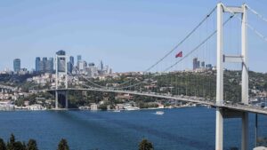 Kurban Bayramı tatili dolayısıyla Karayolları Genel Müdürlüğü’nün sorumluluğundaki köprü ve otoyollardan ücret alınmayacak