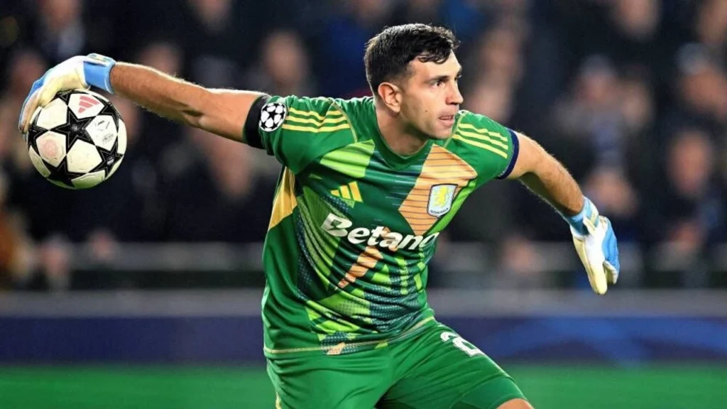 Aston Villa’nın tecrübeli kalecisi Emiliano Martinez, “Kendime ve takıma güveniyorum”