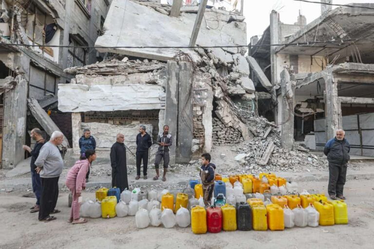 MSF: “İsrail Gazze’de Suya Erişimi Soykırım Aracı Olarak Kullanıyor”