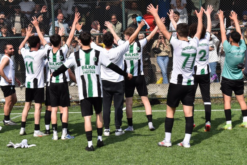 Rize’nin Derebaşıspor Takımı Süper Amatör Lig’e yüksel