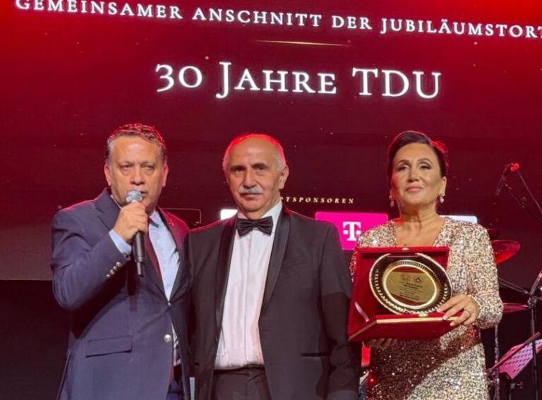 Küresel Gazeteciler Konseyi (KGK), Berlin’de Türk toplumu temsilcileriyle buluştu 