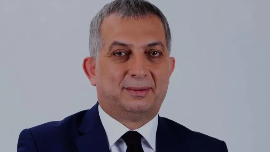 Metin Külünk: Çapsız Muhalefet