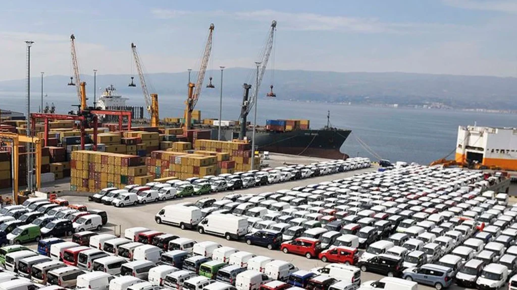 Otomotiv endüstrisinin yılın 5 ayındaki ihracatı yüzde 2,6 artarak 17 milyar dolara ulaştı.